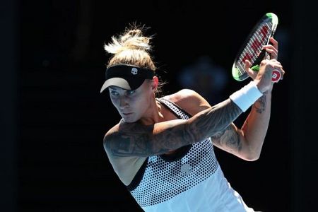 Cirstea po hudi bitki premagala Hercogovo v polfinalu ITF turnirja v Dubaju