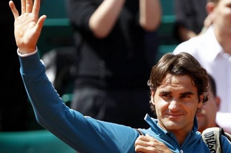 Federer v klubu '700'; Nadal melje naprej