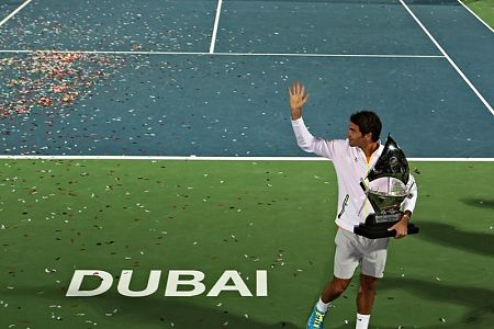 Zimzeleni Federer ne odda kraljestva v Dubaju niti Djokoviču
